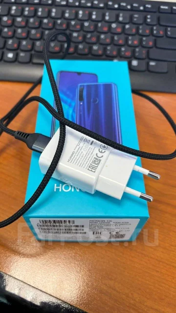 Honor 10i. �/�, 128 ��, ����������, Dual-SIM ����