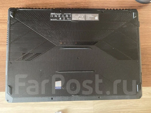 Asus TUF Gaming FX705DU. 17.3", 2,3����, ��� 16 ��, WiFi: 1, Bluetooth: 1 ����