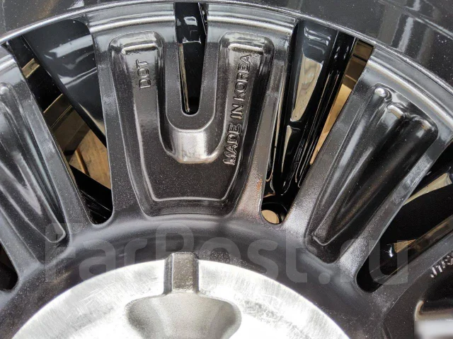 Mitsubishi. 7.0x18", 5x114.3, ET38 ����