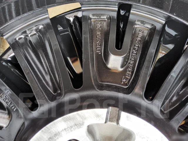 Mitsubishi. 7.0x18", 5x114.3, ET38 ����