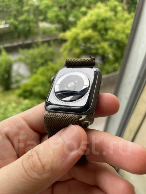 Apple Watch Series 4. GPS, NFC, IP67, IP68 ����