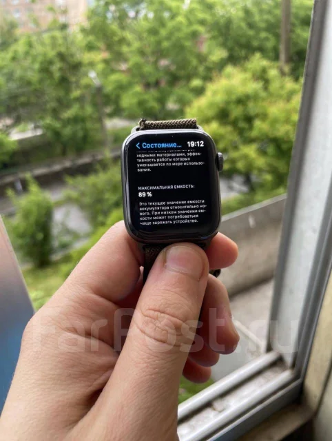 Apple Watch Series 4. GPS, NFC, IP67, IP68 ����