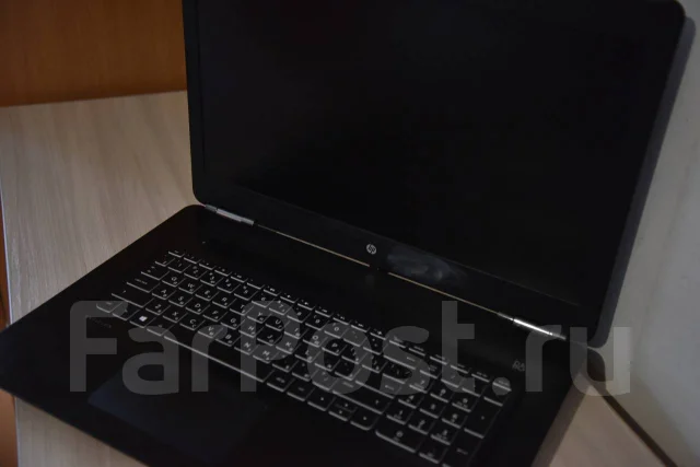 HP Pavilion. 17.3", 2,3����, ��� 8 ��, ���� 929���, WiFi: 1, Bluetooth: 1 ����