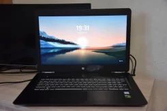 HP Pavilion. 17.3", 2,3����, ��� 8 ��, ���� 929���, WiFi: 1, Bluetooth: 1 ����
