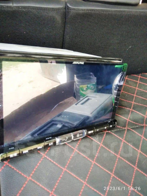 Alpine X9V ����