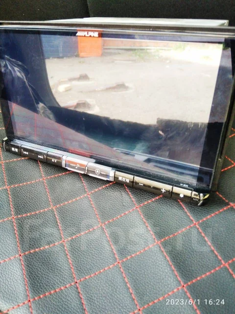 Alpine X9V ����