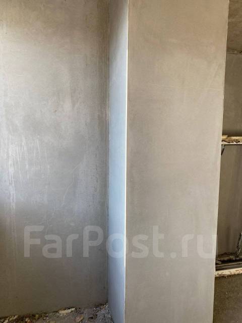 Полусухая стяжка пола. Механизированная штукатурка стен. Демонтаж во ...