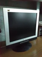 ViewSonic. 17", ���������� �� (LCD, LED, QLED) ����