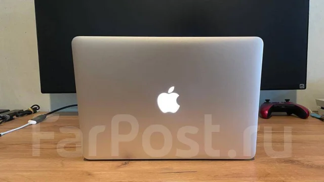 Apple MacBook Pro 15 2015 Mid. 13", 2,7����, ��� 8 ��, ���� 512���, WiFi: 1, Bluetooth: 1 ����
