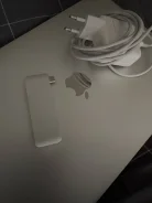 Apple MacBook 13. WiFi: 1, Bluetooth: 1 ����