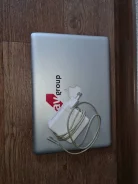 Apple MacBook. 13.3", 2,3����, ��� 4 ��, ���� 320���, WiFi, Bluetooth, ����������� �� 3��. ����