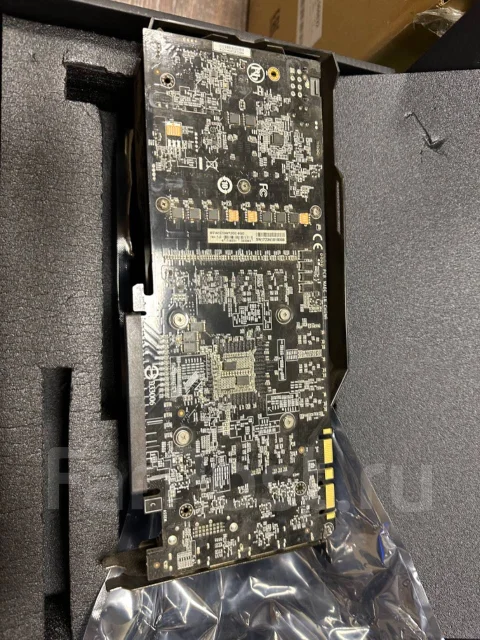 GeForce GTX 1070 ����