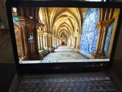 Sony VAIO Fit. 14", 1,6����, ��� 8 ��, ���� 240���, WiFi, ����������� �� 2��. ����