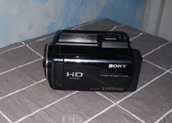 Sony HDR-XR150E. 4 - 4.9 ��, � ���������� ����