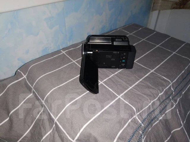 Sony HDR-XR150E. 4 - 4.9 ��, � ���������� ����