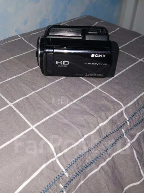 Sony HDR-XR150E. 4 - 4.9 ��, � ���������� ����