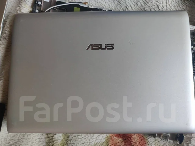 Asus Eee PC 1225B. 12", 1,6����, ��� 4 ��, ���� 1 500���, WiFi: 1, Bluetooth: 1, ����������� �� 100��. ����