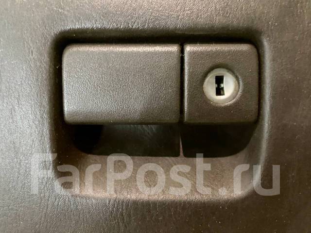 Замок бардачка даф