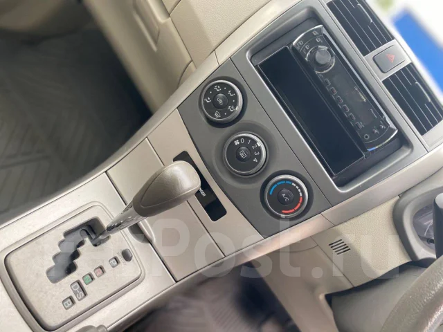 Toyota Corolla Axio. �������, ��������, 1.5 (110��.�.), ������, 197����. �� ����