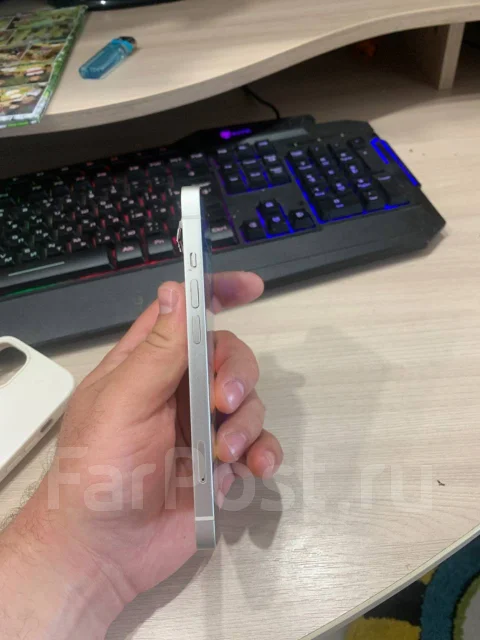 Apple iPhone 13. �/�, 128 ��, �����, 3G, 4G LTE, 5G, Dual-SIM, NFC ����
