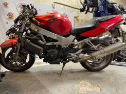 Honda VTR 1000 ����