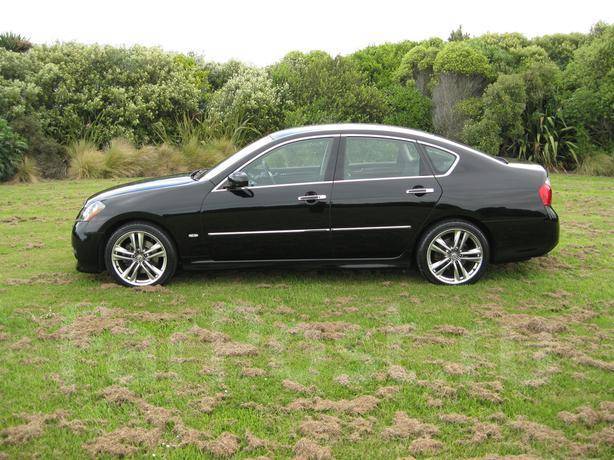 Nissan Fuga 2008 Tuning