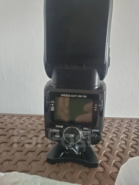 Nikon D90 ����