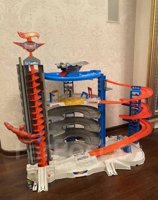 Трек Hot Wheels Горилла, б/у, в наличии. Цена: 10 000₽ во Владивостоке