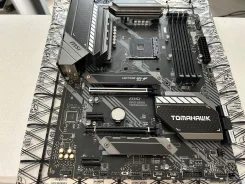 AMD B550 ����