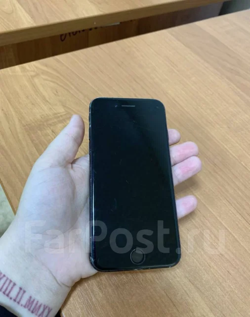Apple iPhone 7. �/�, 128 ��, ������ ����