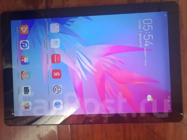 Huawei MatePad. 9.7 ������, ������ 8 �� ����
