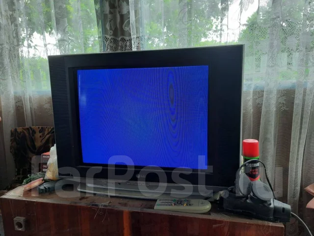 LG 105UC9. LED ����
