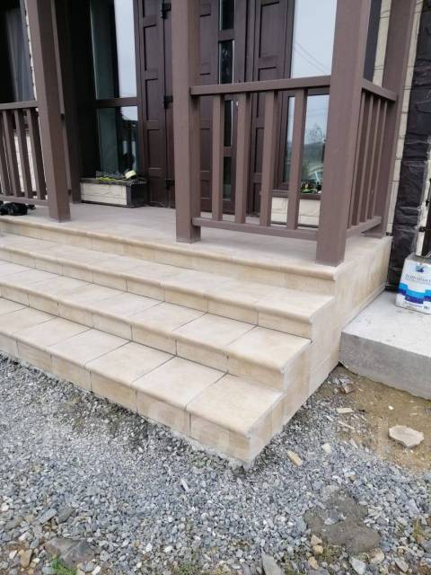 Укладка плитки крыльцо. Клинкер в Находке