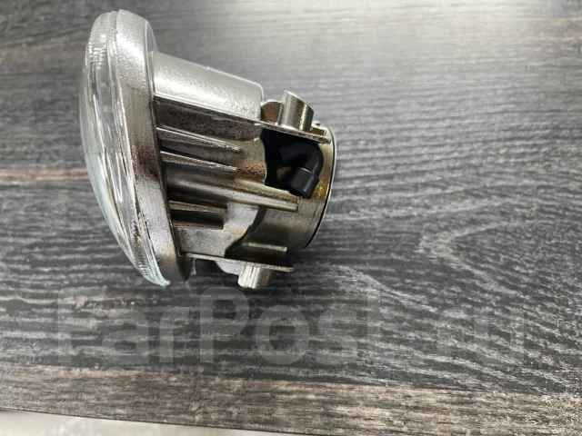 ������� ����� Toyota 52-040 8121152050 ����