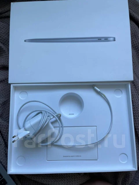 Apple MacBook Air 13 2019. 13", 1,6����, ��� 8 ��, ���� 128���, WiFi: 1, Bluetooth: 1 ����