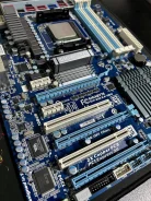 Socket AM3+ ����