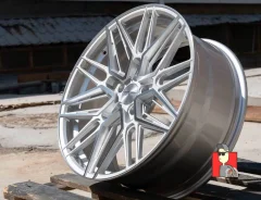 Vossen HF-7. 8.5x19", 5x114.3, ET35, �� 73,1���. ��� ����� �� ������������� ����