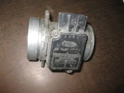 ���������� ������� Ford Fiesta 1995-2001 1004581 ����