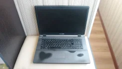 V-lazer. 17.3", 2,5����, ��� 8 ��, ���� 1 100���, WiFi: 1, Bluetooth: 1, ����������� �� 1��. ����