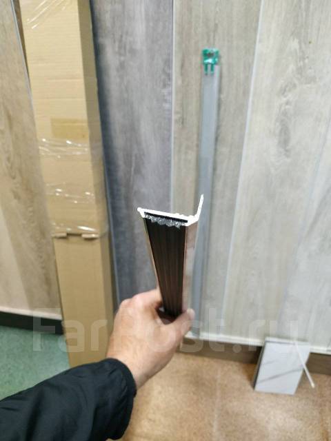 Уголки на ступени, накладки противоскользящие, в наличии. Цена: 500₽ во ...