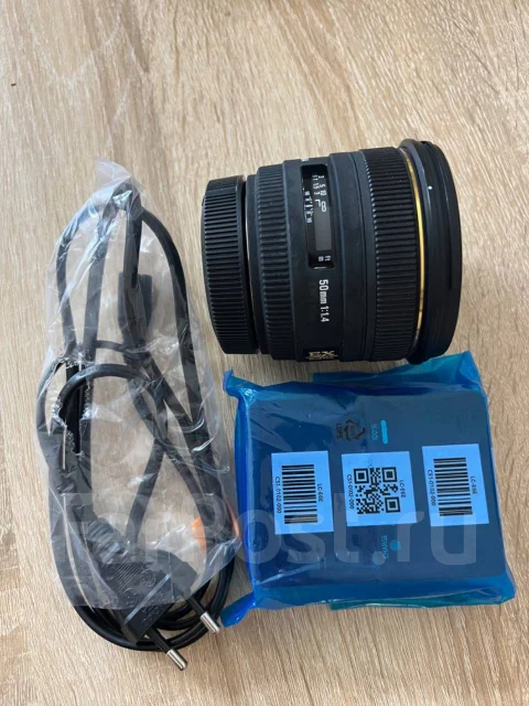 Canon EOS 5D Mark III. 20 � ����� ��, ���: 14� � ����� ����
