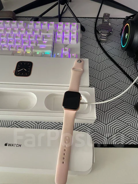 Apple Watch Series 5. GPS, NFC, IP68 ����