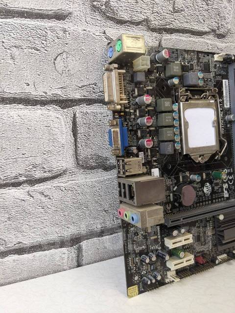 Материнская плата LGA1155 ECS H61H2-M2 Б/У (работает только 1 слот ...
