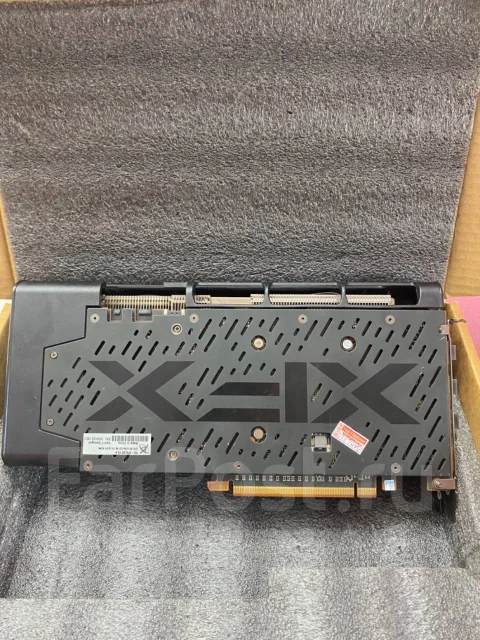 Radeon RX 5700 ����
