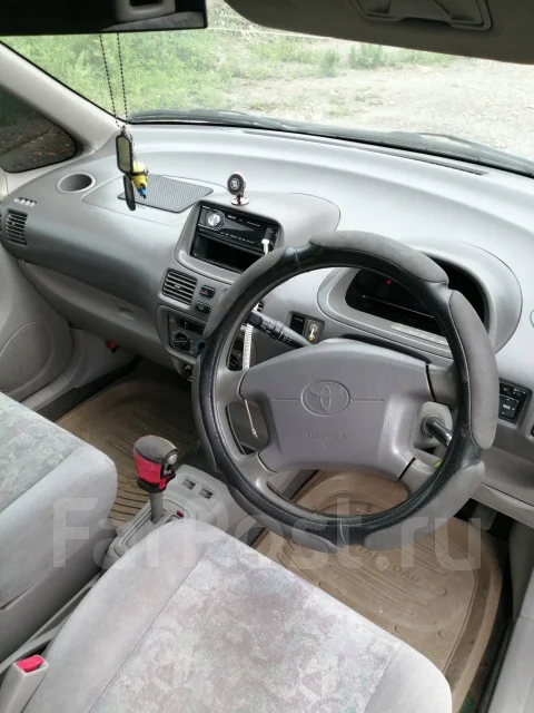 Toyota Corolla Spacio. �������, ��������, 1.6 (105��.�.), ������, 200 000����. �� ����