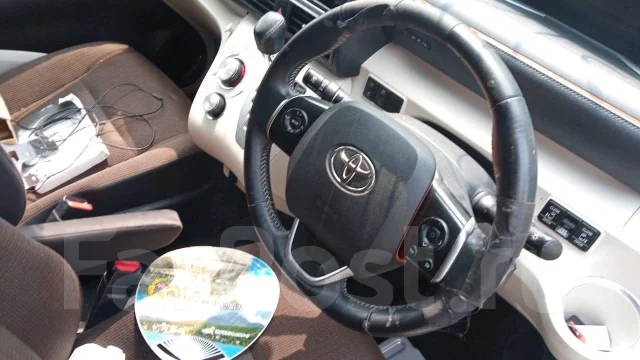 Toyota Sienta. NHP170, 1NZFXE ����