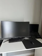 MSI. 31.5", ���������� �� (LCD, LED, QLED) ����