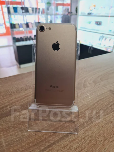 Apple iPhone 7. �/�, 128 ��, ������, 4G LTE, NFC ����