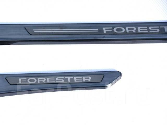 Накладка на пороги Subaru Forester темный титан купить во Владивостоке ...