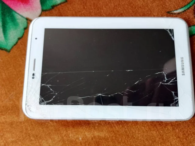 Samsung. 13 ������, ������ 32 �� ����
